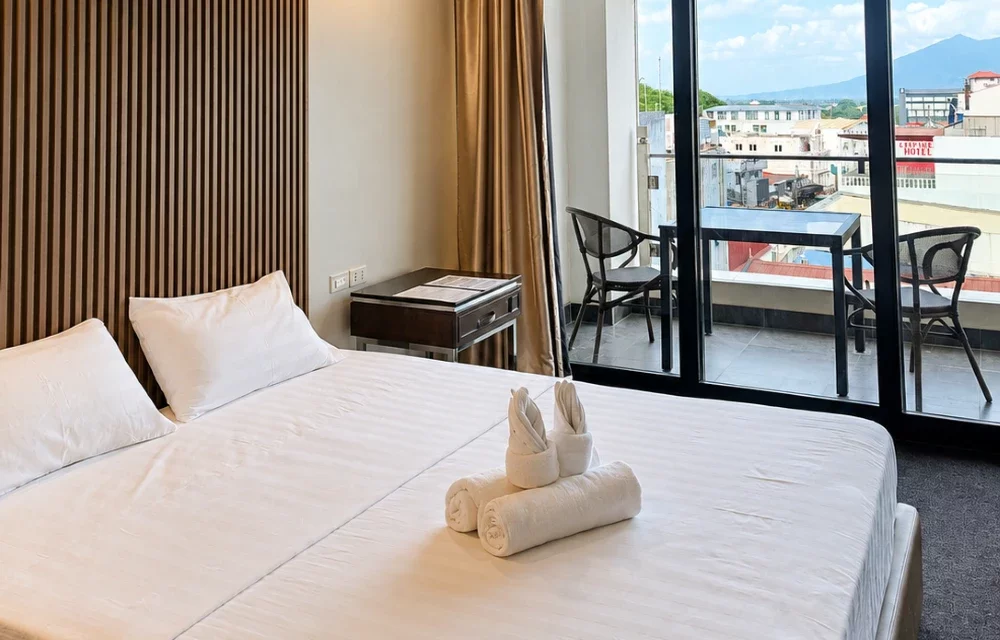 Suite Room with Balcony